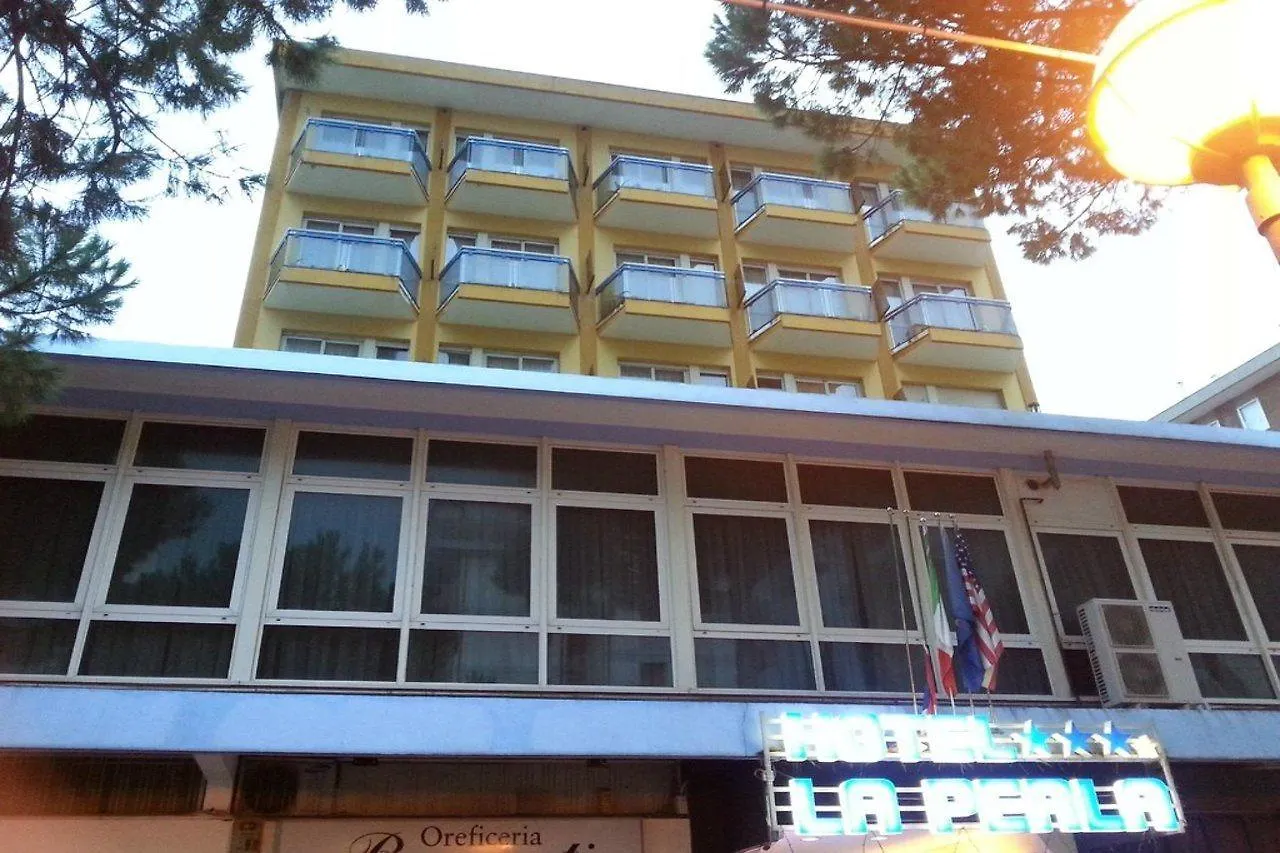 Hotel La Perla Rimini 3*,  Włochy